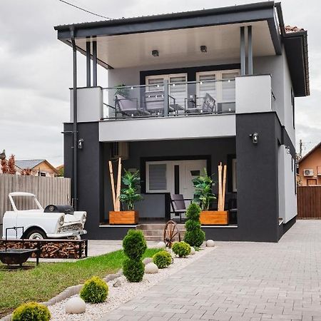 Reborn Lux Apartments Hajdúszoboszló Extérieur photo
