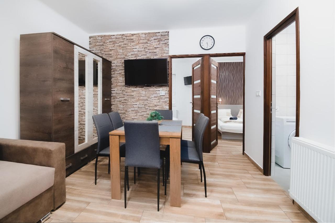 Reborn Lux Apartments Hajdúszoboszló Extérieur photo