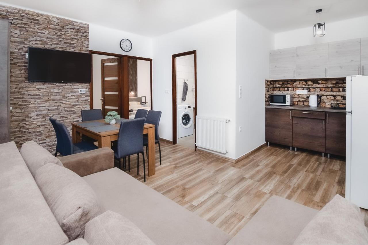 Reborn Lux Apartments Hajdúszoboszló Extérieur photo